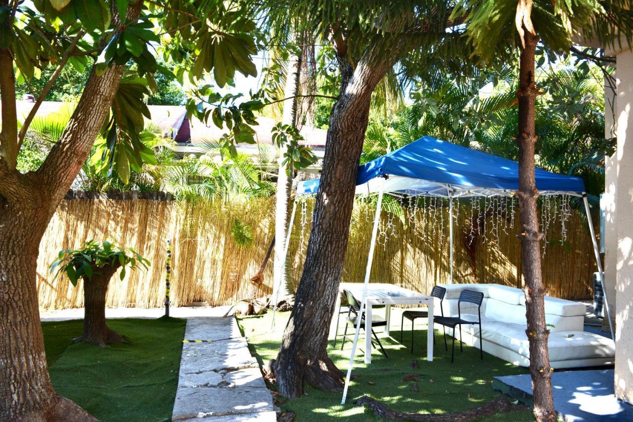 Miami House Hotel Exterior photo